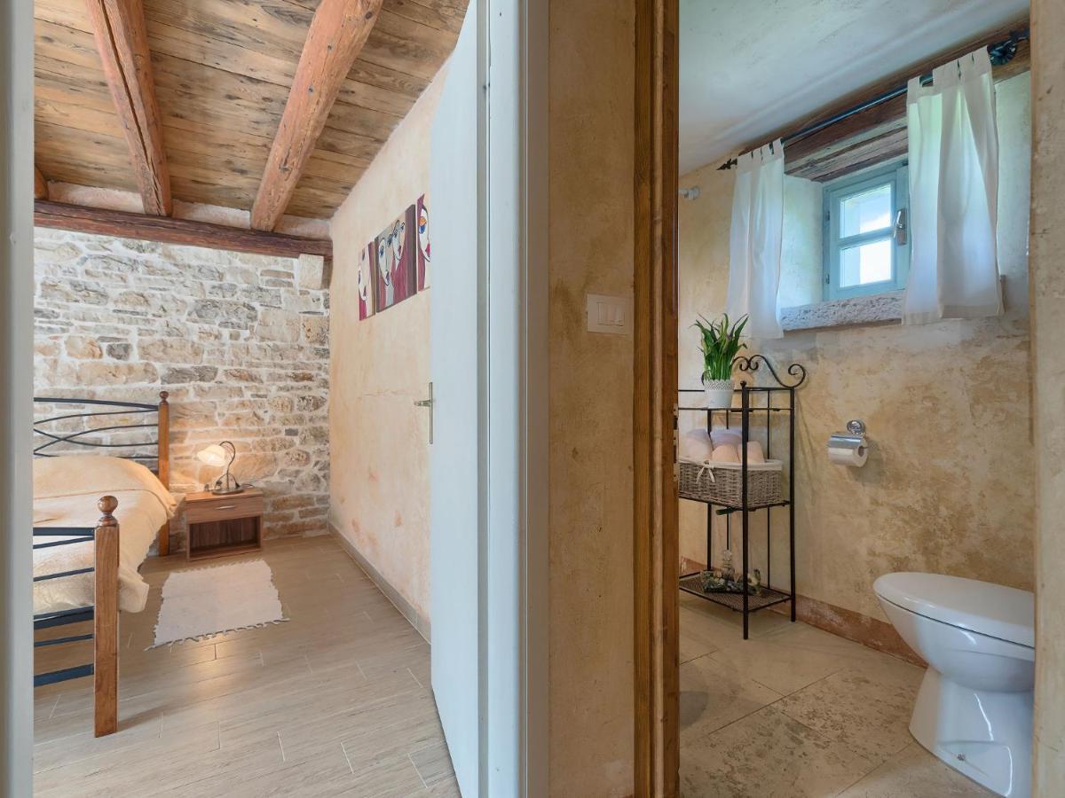 Holiday Home Hrelja - Roj418 By Interhome Zminj ภายนอก รูปภาพ