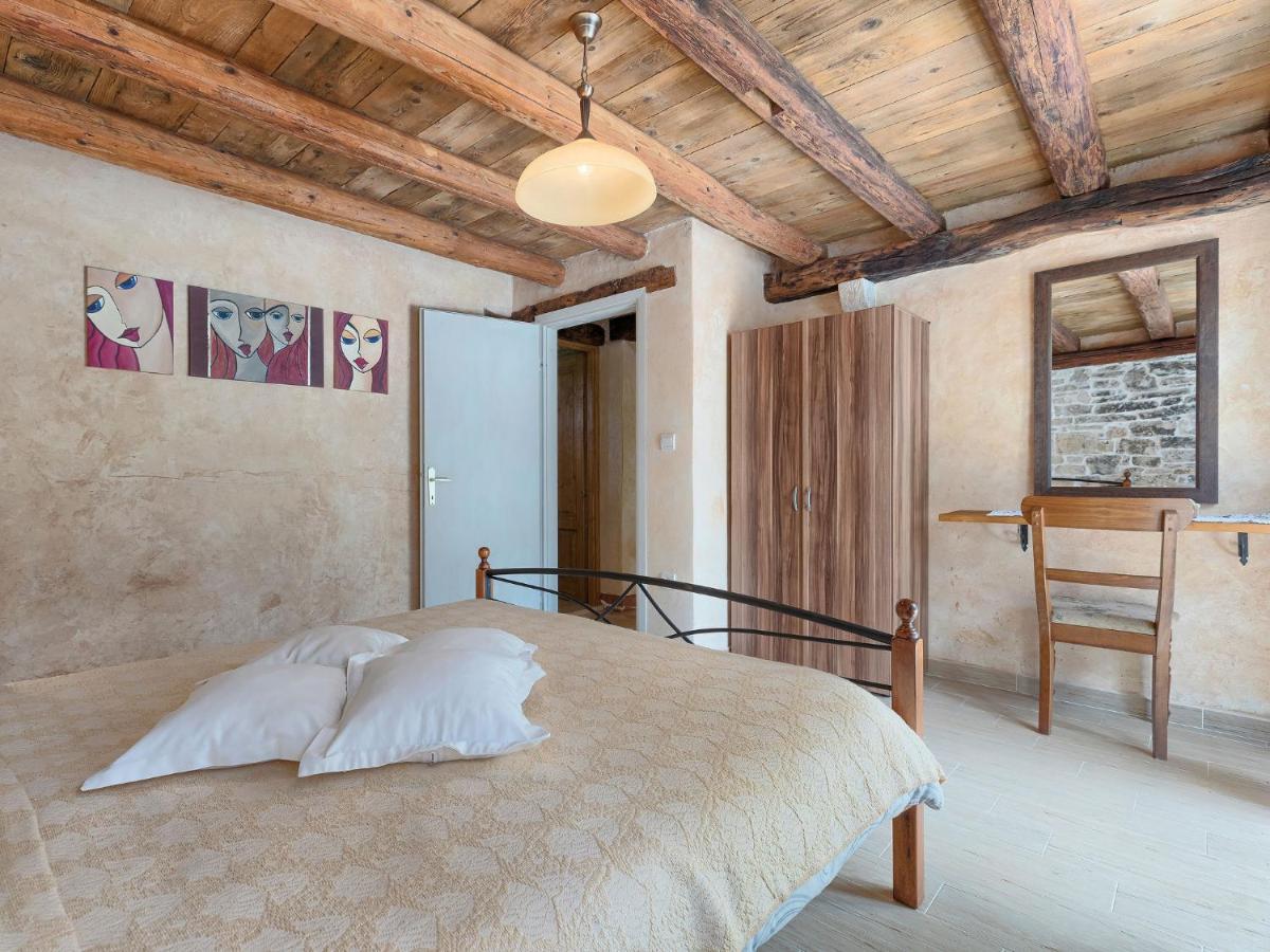 Holiday Home Hrelja - Roj418 By Interhome Zminj ภายนอก รูปภาพ